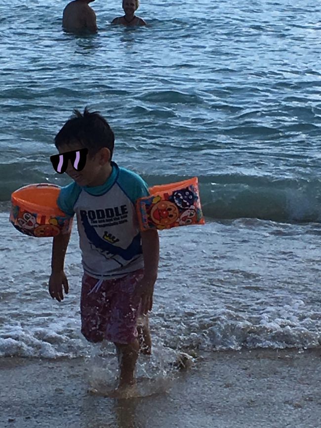 波と追いかけっこ