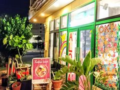 19時30分　北谷に到着してそのままお店へ直行！
「アグネス　ポーチュギース　ベイクショップ　カフェ」
今回の旅でどうしても行きたかったマラサダのお店です。

ステーキでお腹いっぱいだったので、
宿泊先で食べるデザートを求めて行ってきました。