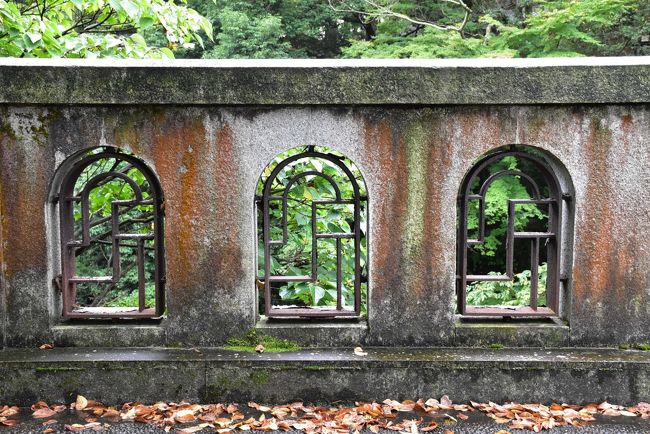 加賀周遊バスに乗り山中温泉鶴仙渓、那谷寺、全昌寺五百羅漢めぐり