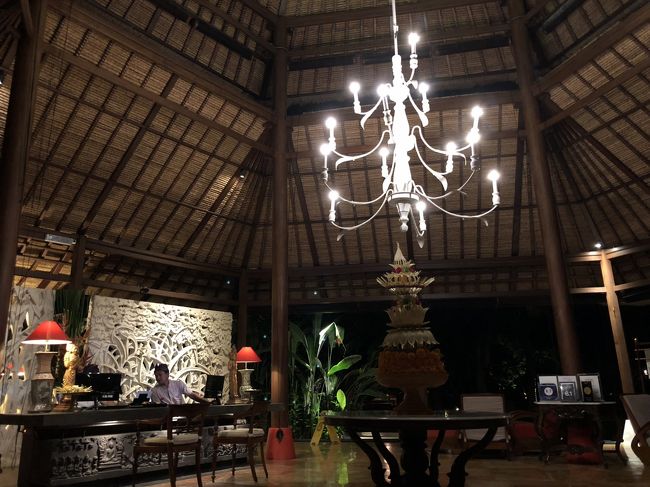 お部屋の中はモダンで快適。<br />でもリゾート全体はクラシカルで老舗の落ち着きを感じさせる<br />セガラ・ビレッジ。<br />また一つ、好きなアコモが増えました♪