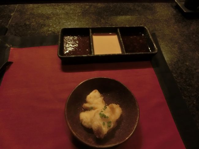 前菜です。ソースタレは左から生姜、ゴマ、ポン酢です。