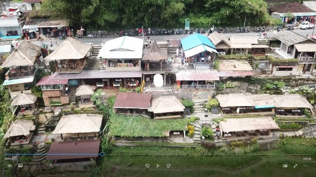 ちょうど工事中で、作業していなかったので、ヘリポート変わりに。<br />https://youtu.be/qif-lV9m9CE