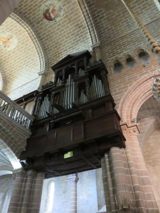 ポルトガル最古のオルガンということで、伊藤マンショらもこの演奏を聞いた、と説明にかいてあります。<br />伊東マンショと千々石ミゲルは確か実際に弾いたと聞いたと思いますが、当時こんなところまで来るなんて大変だったよなあ…<br />