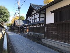 旧内山家、旧田村家、石灯籠通りを通って、寺町通りへ。
