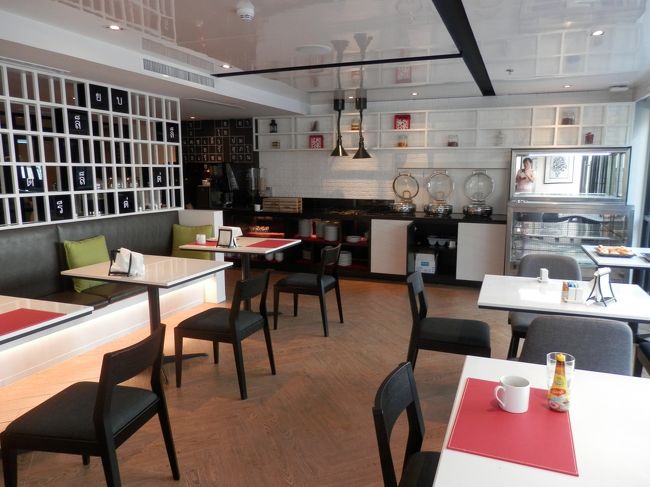 明るくきれいなレストランです