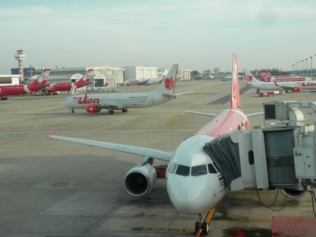 エアアジアの飛行機はドンドン増えている様な気がします。<br />