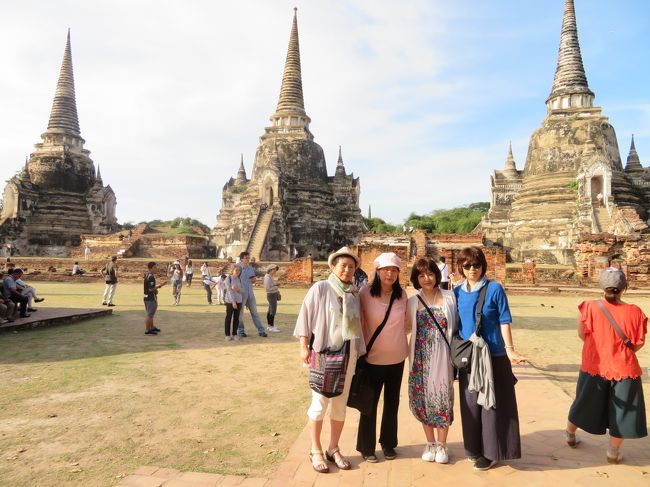 像乗り体験の後はアユタヤの遺跡巡りです