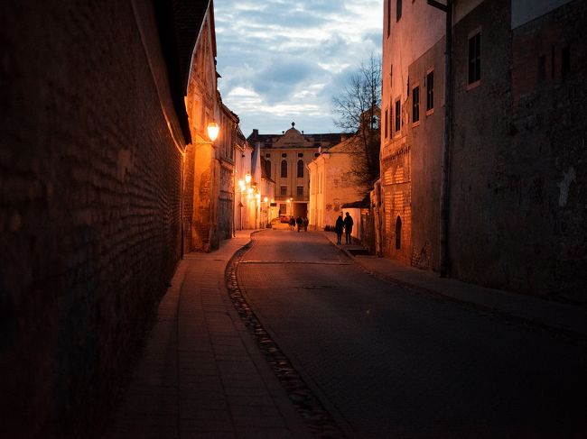 夕暮れがいっそう街並みを美しくさせてくれます