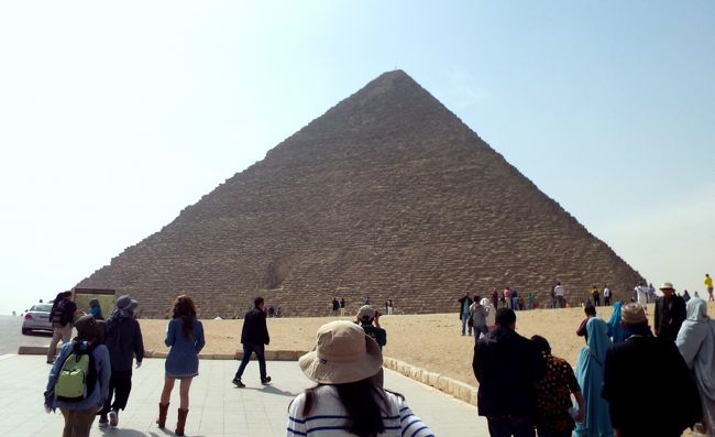 　初めて訪れた人は「ワアー大きい!!」の一声だと思います。私もそうでした。でも今回は「ワアー綺麗!!」の一声でした。