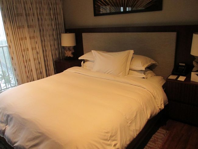 １ベットルーム。キングサイズベット。