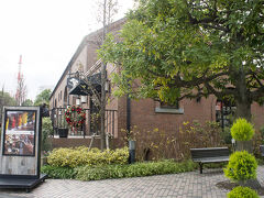 工場見学が終わったら、ほろ酔いのまま
スプリングバレーブルワリーでランチタイム。