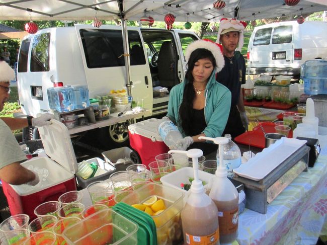 サンタさんが作ってくれます。