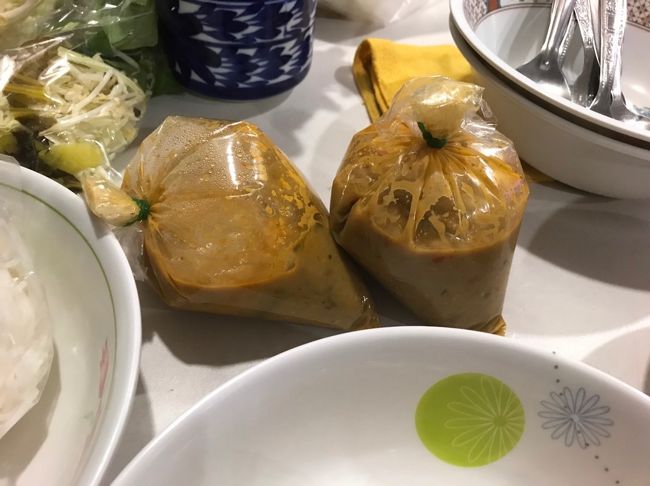 本場のグリーンカレー、ゲーンキョワーンを食べます。