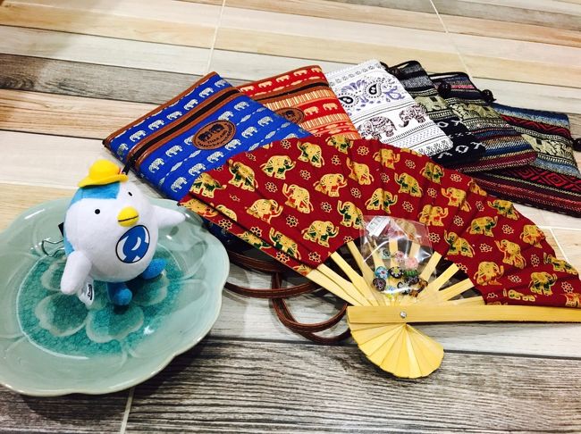 チャトチャックマーケットで買ってきたものです。<br /><br />お国柄、象をモチーフにしたものが多かったです。<br /><br />この日もタイを十分満喫できました。