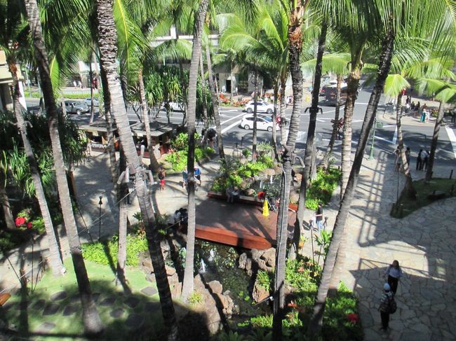 ロイヤルハワイアンショッピングセンターやDFSあたりをプラプラしました。