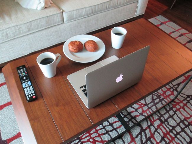 ホテルの戻って、洗濯したり昨日買ったマラサダを食べたて、昼寝したりして極楽です。