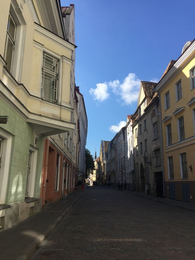 割とすっきりした家並みだな<br />