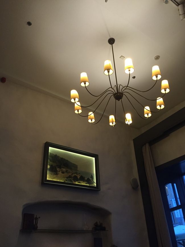 城跡の中ならここのホテルに泊まりたいな～と迷ったので調べていたのでした。<br />（フェリーのこと考えて旧市街はあきらめたので）<br />レストランだけでも行ってみようかなと。