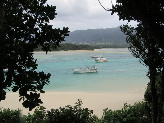 川平公園から川平湾を望む。