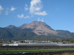 島原市に向かうにつれて、普賢岳の迫力が増してきます。
