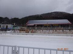 　　五能線　「あきた白神」駅。