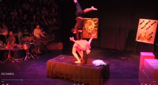 内戦の恐怖と格闘するソカ<br /><br />内戦の恐怖・暴力・死を象徴する黒い衣装の死神とヒロインSOKHAの二人で繰り広げられる緊迫感あふれるステージです。<br /><br />動画：https://youtu.be/R7JQrLt9M7E<br /><br />