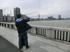 ※オーヤシクタンさま撮影

200km上流へ進めば我が故郷（長野県上田市）だな～と、想いながら信濃川を撮影する私です。