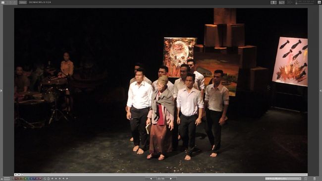 そして苦しかった日々も、楽しかった日々も過ぎ去り、誰も逃れることができない死が････<br /><br />サーカスという枠を超えて、とても印象的な、カンボジアならではのパフォーマンスでした。