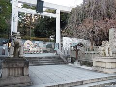乃木神社

赤坂氷川神社から徒歩20分弱で到着。