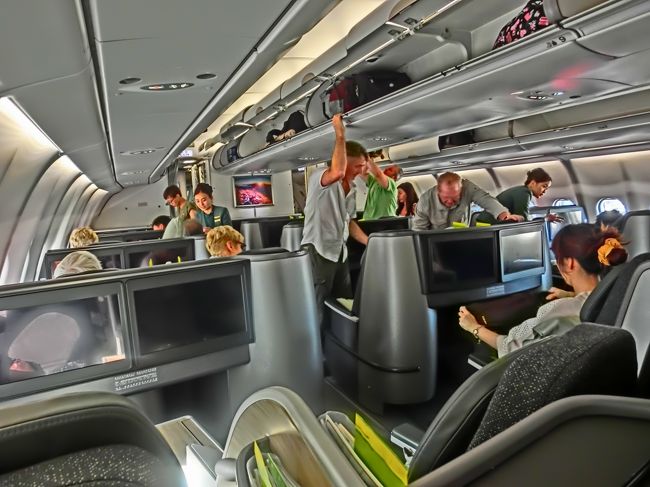 近距離国際線用の新しいシートです。