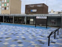 見慣れた田舎駅〝石山駅〟。