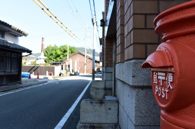 この郵便ポストも、ヒガシマル醤油の歴史とともに歩んできたんでしょうね・・・。