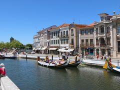 街の中心部にある「中央運河」

街のシンボルである"モリセイロ"が行き交い
街並みに彩りを添えています。