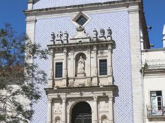 （コインブラ通り）

レプブリカ広場に面して建つ「ミゼリコルディア教会」