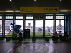 磐田駅に到着しました。ここで下車をしてスタジアムに移動します。