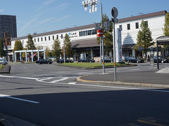 ●JR丸亀駅

久しぶりの丸亀。
お城まで散策してみます。