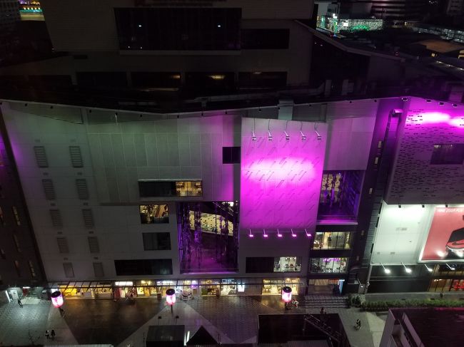 夜のサイアムスクエアワン。