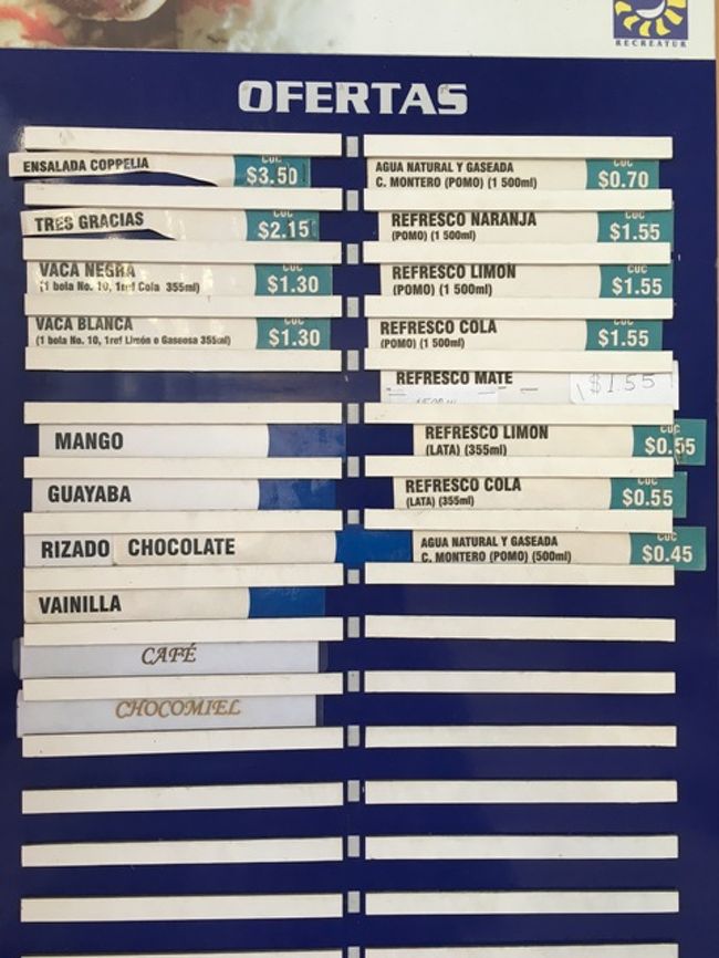 外国人は、3種のアイス2.15CUC。<br />その上の５種盛り？が、3.53CUC。<br />