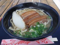 昼食を戴きに瀬長島ウミカジテラスに。