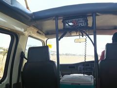 このままただナイロビのホテルに泊まるのはつまらないので、ナイロビ国立公園でのサファリを入れました。シェルドリックやナイロビ動物孤児院には行ったことはあるけど、公園内をまともにゲームドライブしたことは無かったので。