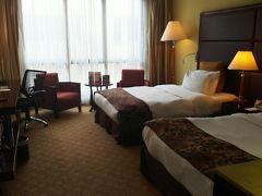 ちょっと奮発してクラウンプラザホテルに泊まりました。
