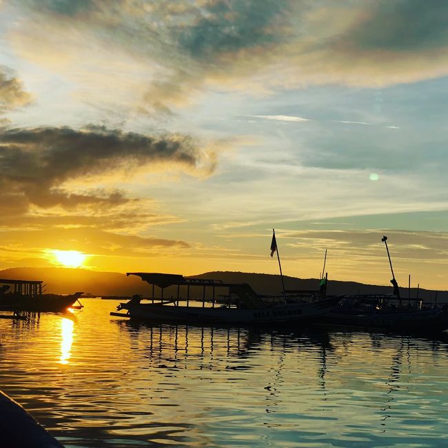 ２Ｒインサイド。<br />波がモモ～コシと最悪のコンディションに。<br />日本で考えれば、いつもの事だけど...