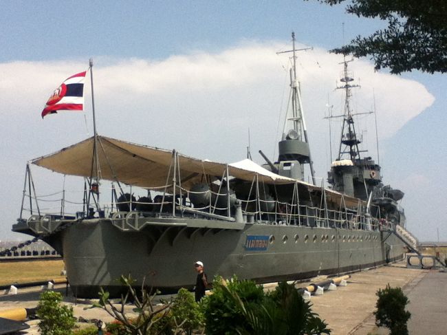 １４時、バンコク海洋公園、到着！　パタヤのホテル出発から８時間　長かったー！