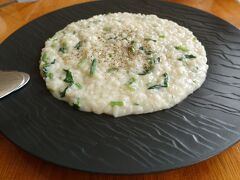 カフー最終日昼食
チーズリゾットはテーブルの目の前で作って頂けます。