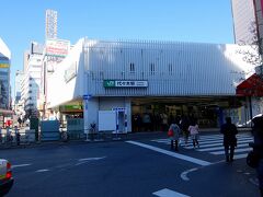 代々木駅から中央線で東京駅へ行きます。