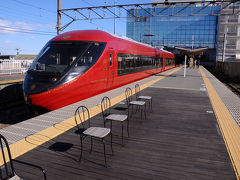 僅か二駅の乗車で富士山駅に到着。
こちらもかのデザイナーによりリニューアルされているので、富士吉田駅だったころの面影はほとんど無かった。