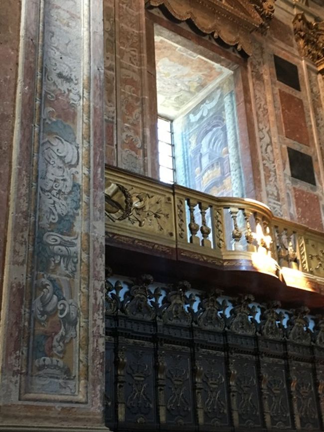 ちょっとイスラムっぽい？感じがして、私好み。<br />