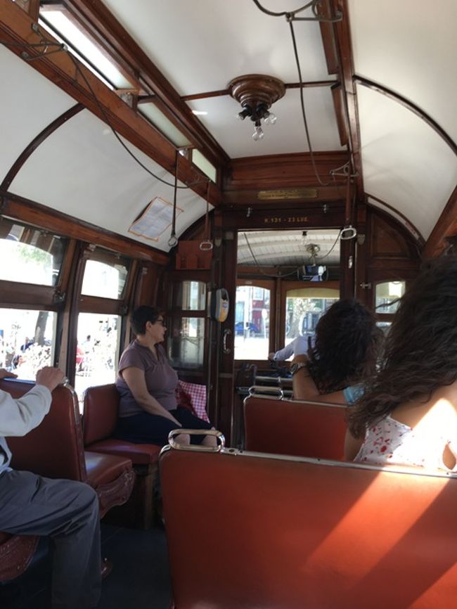 CARMO行きに乗りました。坂道が多く、乗ってよかったです。トラム３ユーロ×２路線