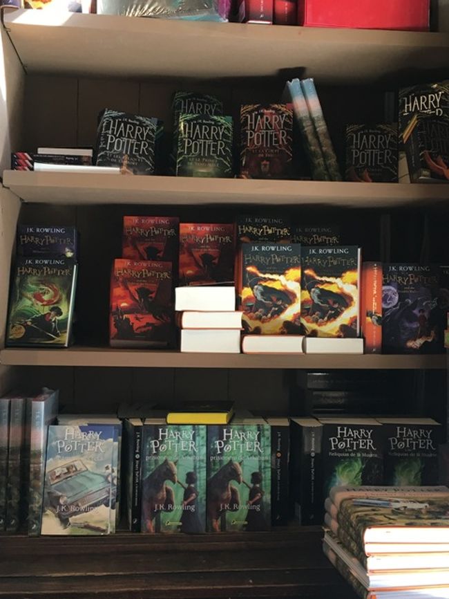 当然、ハリーポッターは在庫あり、ですね。