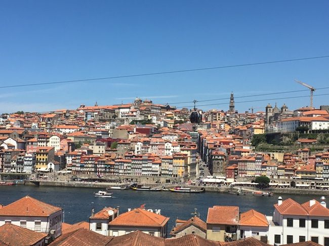 コンパクトにまとまっていて、地元民の生活もありつつ、観光客も楽しめるスポットもありつつで、好きです、ポルト!!!